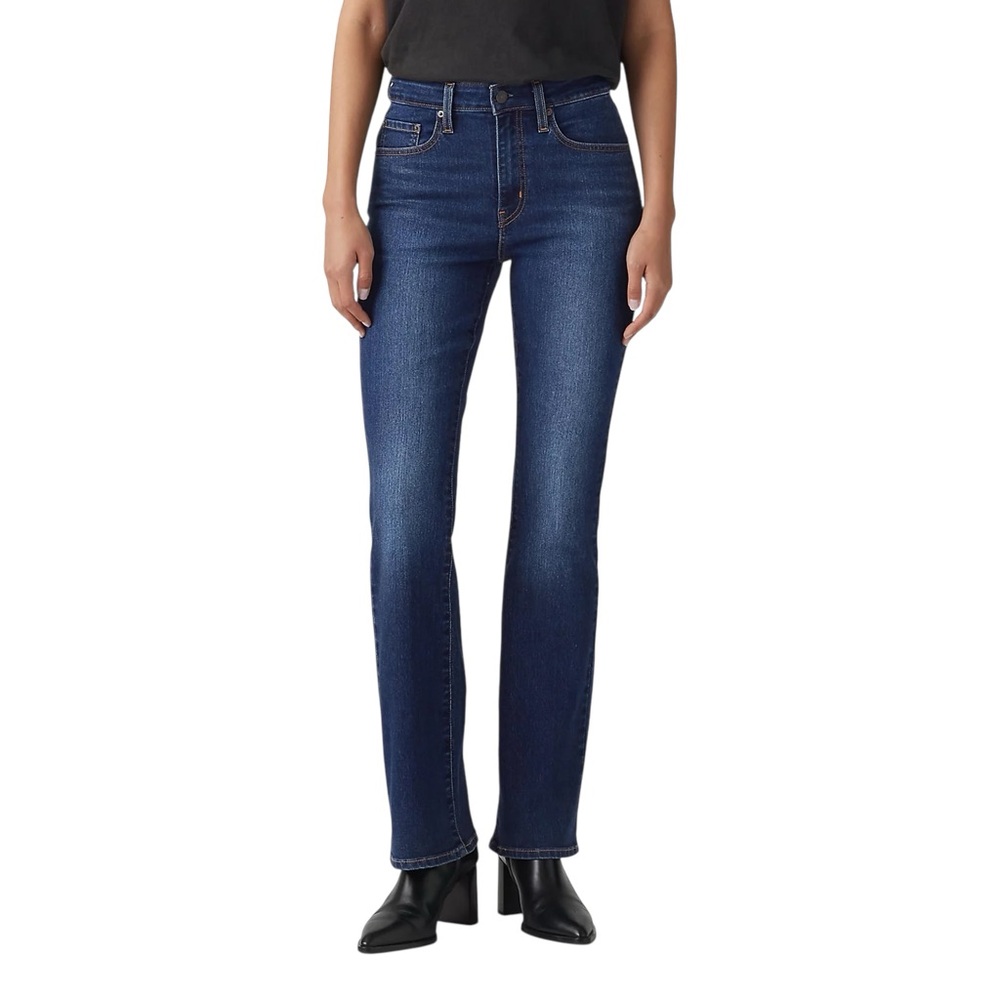 Levi’s 725 High Rise Bootcut Jeans